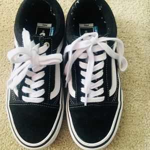 ❌❌SOLD❌❌Vans Old Skool Pros